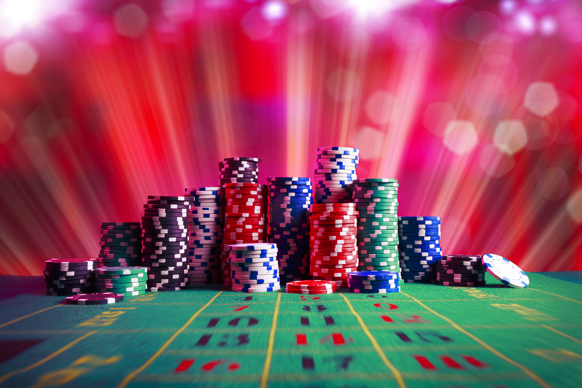 Poker Masaları Üzerindeki Hayat Deneyimi